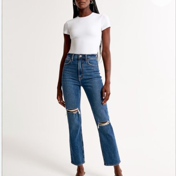 Abercrombie Distressed Ankle Straight Ultra High Rise 26 Short - Picture 4 of 4